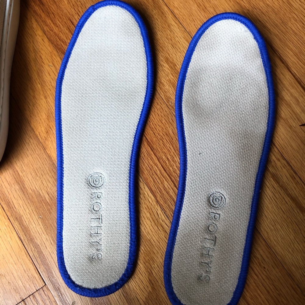 Rothy's Original Slip-On Sneaker in Sand size 10 - Picture 6 of 6